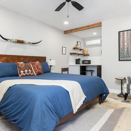 The Rae | Sequoia Motel Rm 5 Three Rivers Buitenkant foto